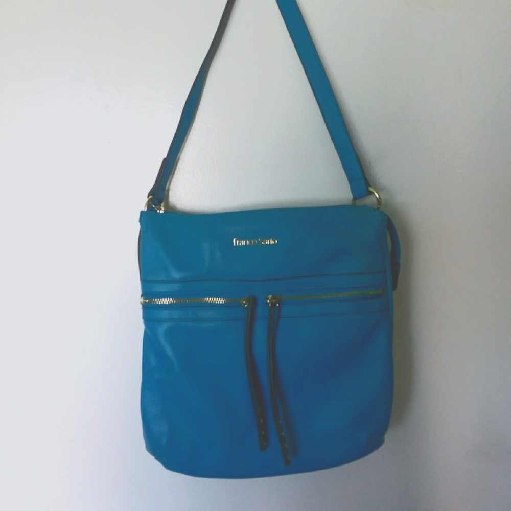 FRANCO SARTO purse in pretty turquoise color.